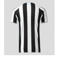 Newcastle United Fotballklær Hjemmedrakt 2022-23 Kortermet